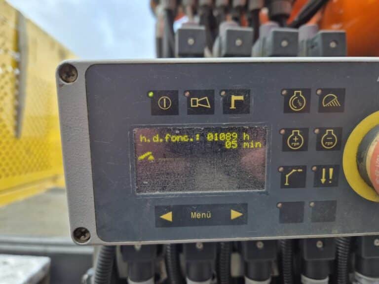 VOLVO FMX 460 PLATEAU + GRUE