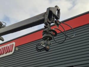 VOLVO FMX 460 PLATEAU + GRUE