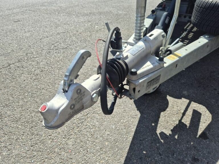 BRIAN JAMES REMORQUE TTRANSPORTER PORTE VOITURE