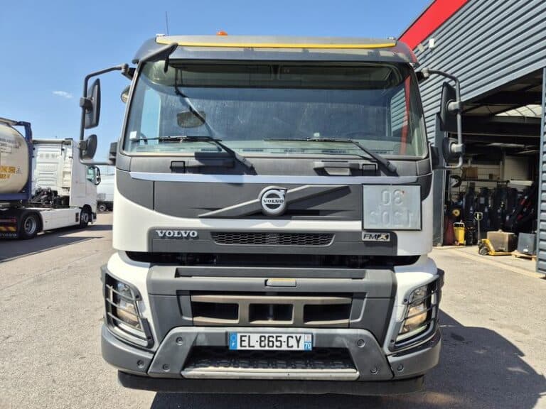 VOLVO FMX 460 HYDROCARBURES