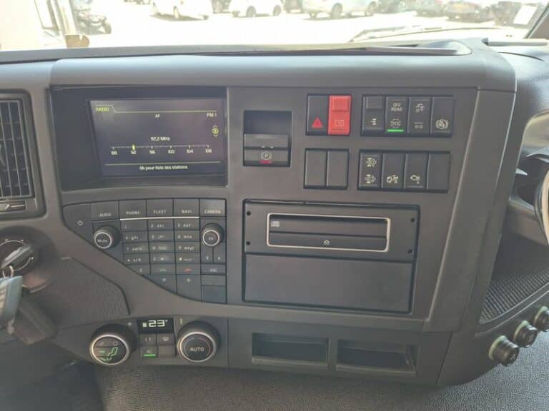 VOLVO FMX 460 HYDROCARBURES