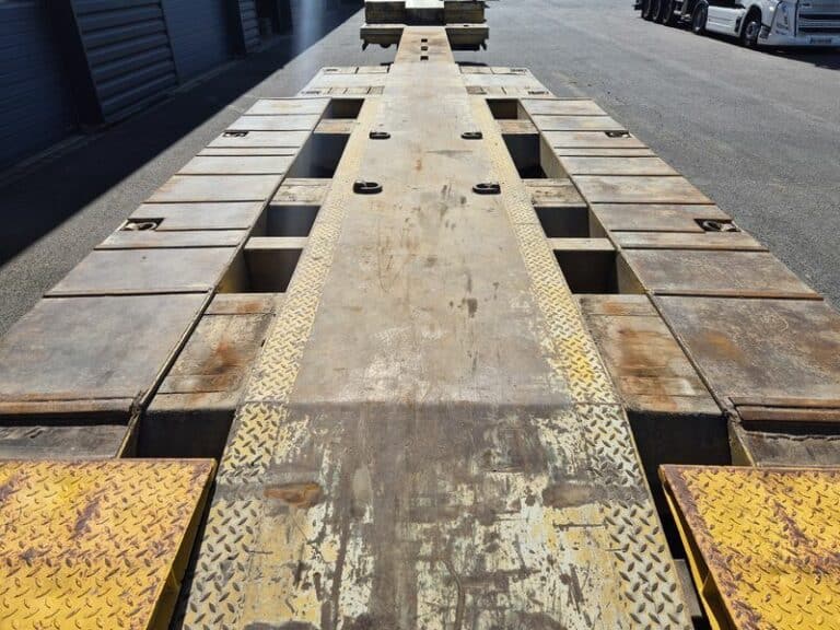 TRAX PORTE ENGINS 4 ESSIEUX EXTENSIBLE