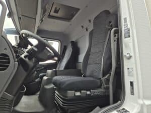 MERCEDES ATEGO 812 CAISSE + HAYON