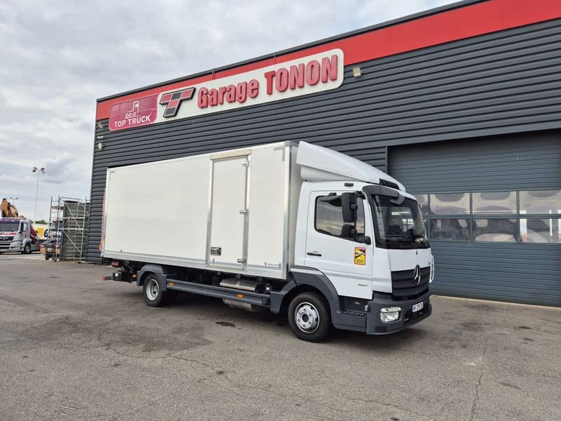 MERCEDES ATEGO 812 CAISSE + HAYON