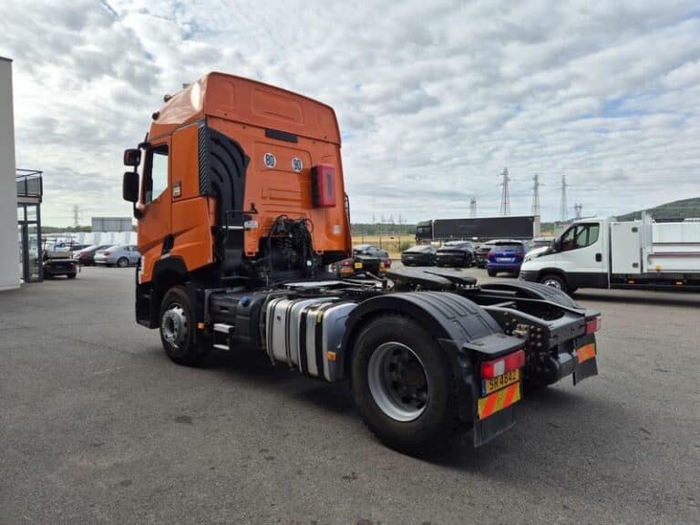 RENAULT C460