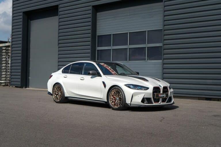 BMW M3 CS xDrive