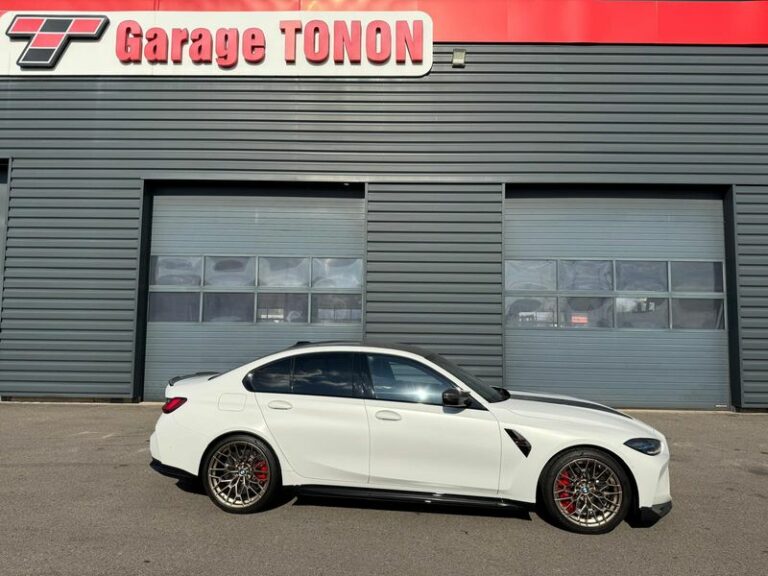 BMW M3 CS xDrive