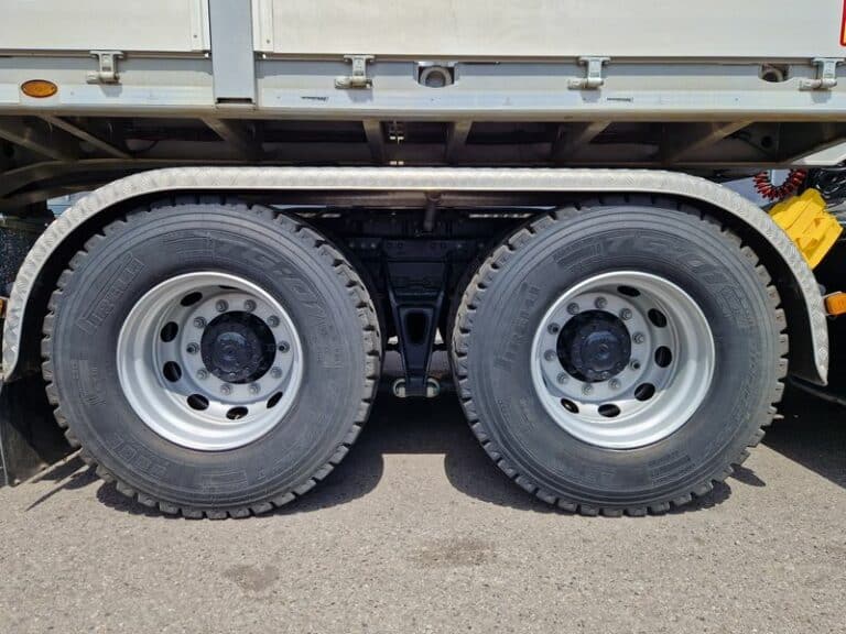 MAN TGS 33.510 + FAYMONVILLE PLATEAU RIDELLES EXTENSIBLE