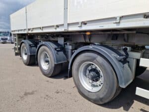 MAN TGS 33.510 + FAYMONVILLE PLATEAU RIDELLES EXTENSIBLE