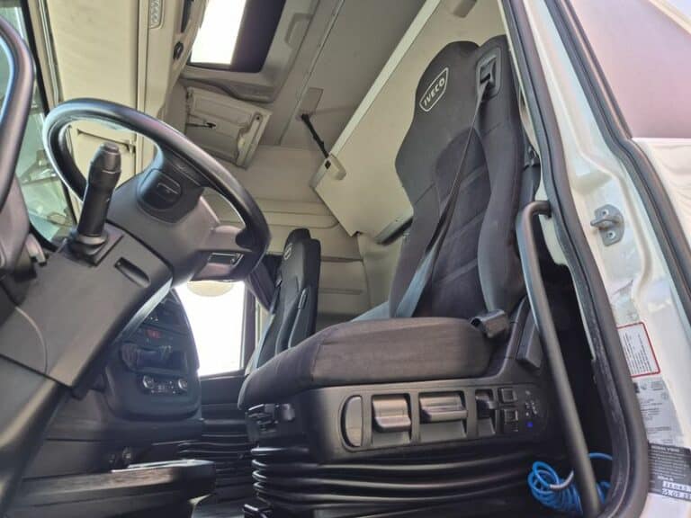 IVECO S-WAY 460 GNL / INTARDER