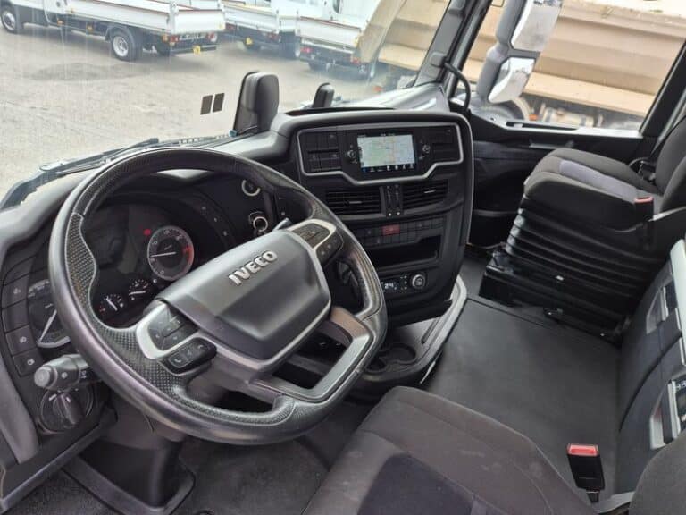 IVECO S-WAY 460 GNL / INTARDER