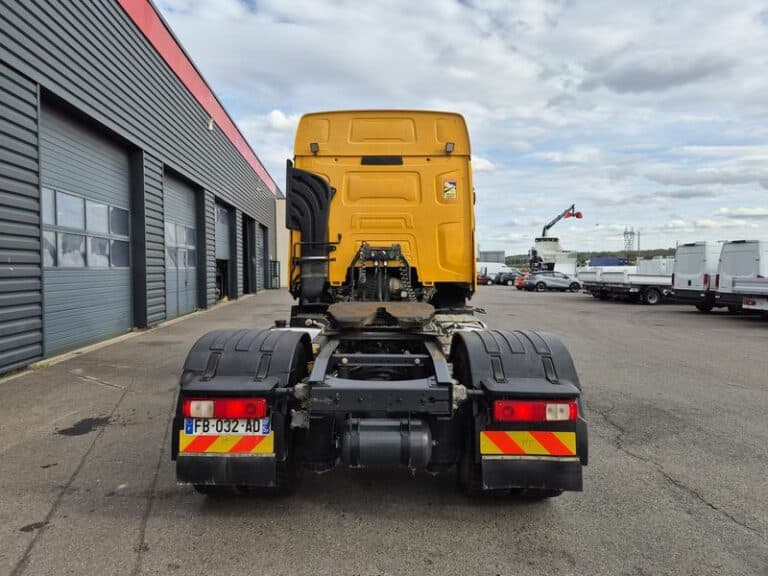RENAULT C460