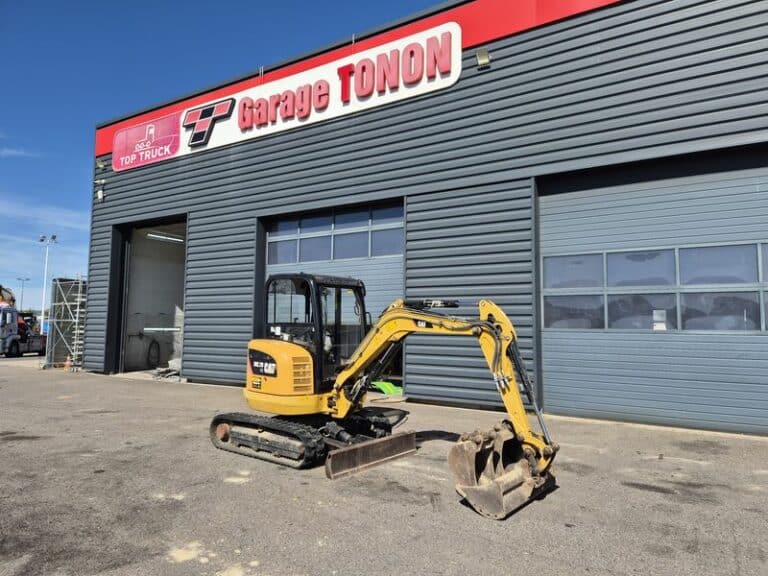 CATERPILLAR 302.7D