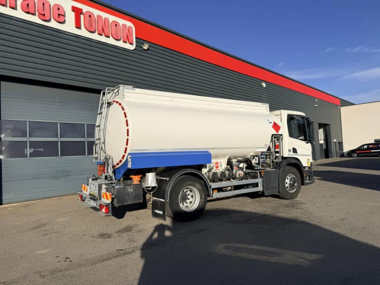 SCANIA P280 CITERNE HYDROCARBURES 14.000L