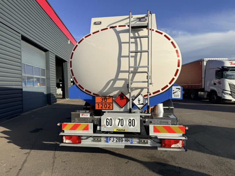 SCANIA P280 CITERNE HYDROCARBURES 14.000L